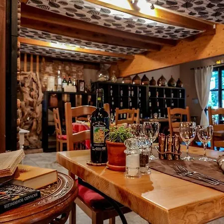 Chateau De L'hoste Szálloda