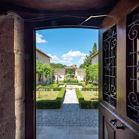 Chateau De L'hoste 3* Saint-Beauzeil