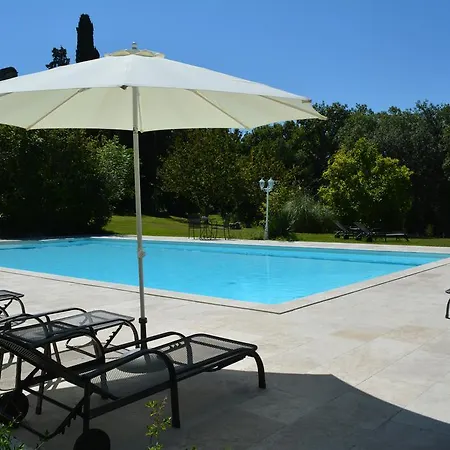 Chateau De L'hoste 3* Saint-Beauzeil