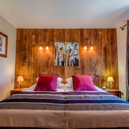 Chateau De L'hoste 3*