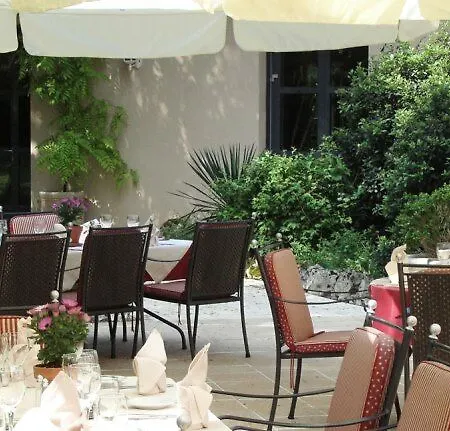 Szálloda Chateau De L'hoste 3*