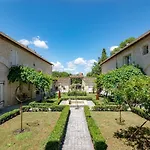Hotel Chateau De L'hoste