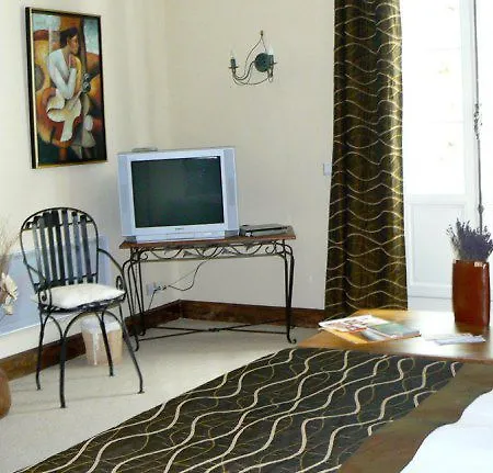 Hotel Château De L'hoste 3*