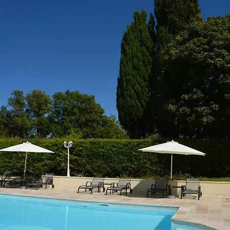 Chateau De L'hoste