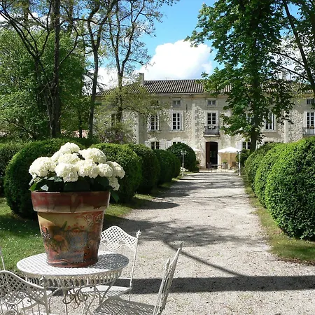 Hotel Château De L'hoste 3*