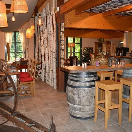 Château De L'hoste Saint-Beauzeil