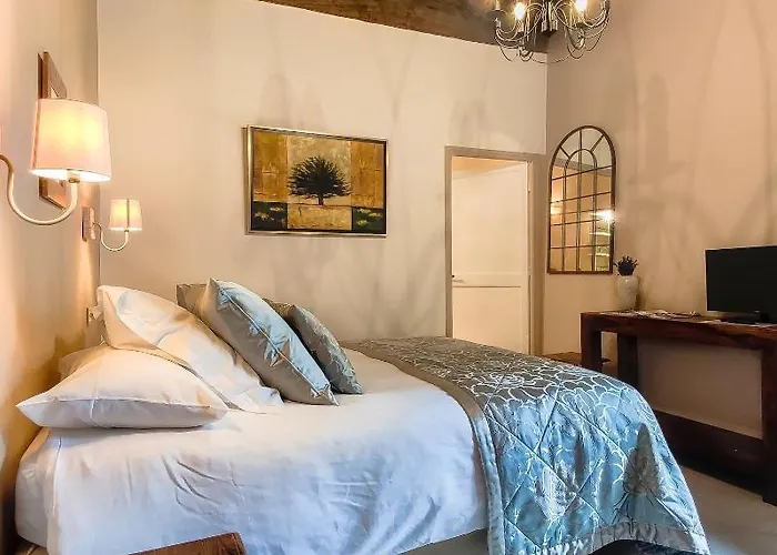 Chateau De L'hoste Hotel