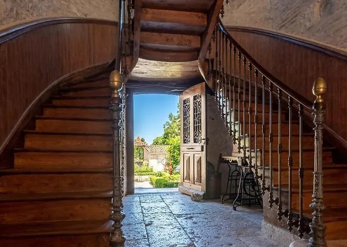 Chateau De L'hoste Hotel Saint-Beauzeil