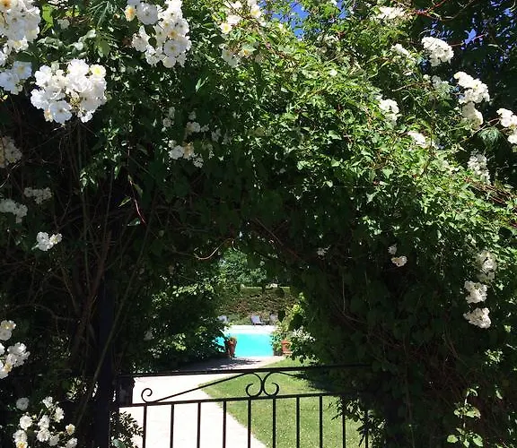 Chateau De L'hoste Saint-Beauzeil