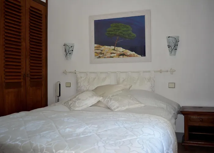 Chateau De L'hoste Hotel