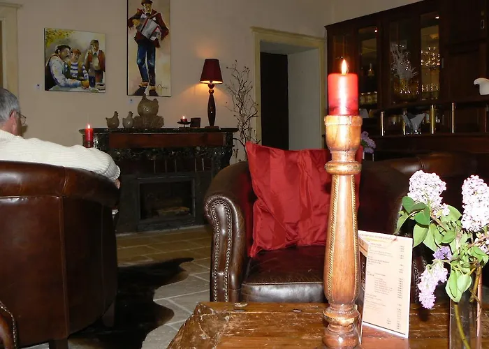 Chateau De L'hoste Hotel Saint-Beauzeil