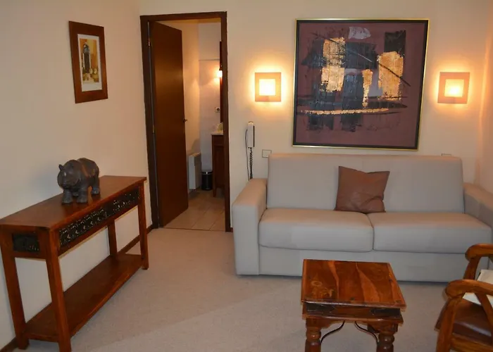 Chateau De L'hoste Hotel