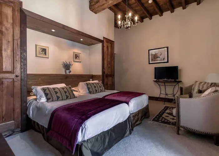 Chateau De L'hoste 3*